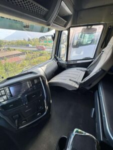 truck IVECO AS440 FV956KW 94711